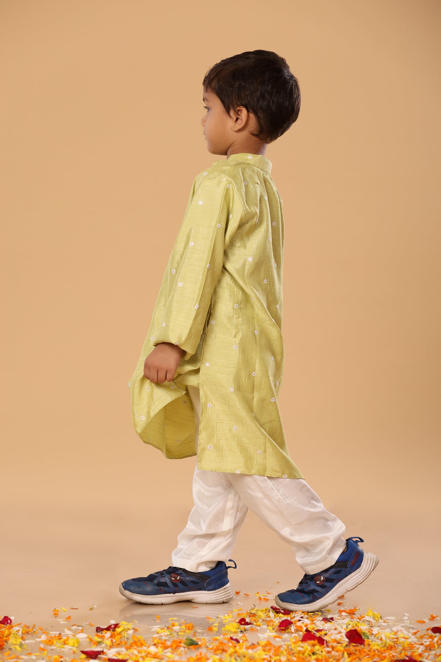 Thread Work Kurta Set