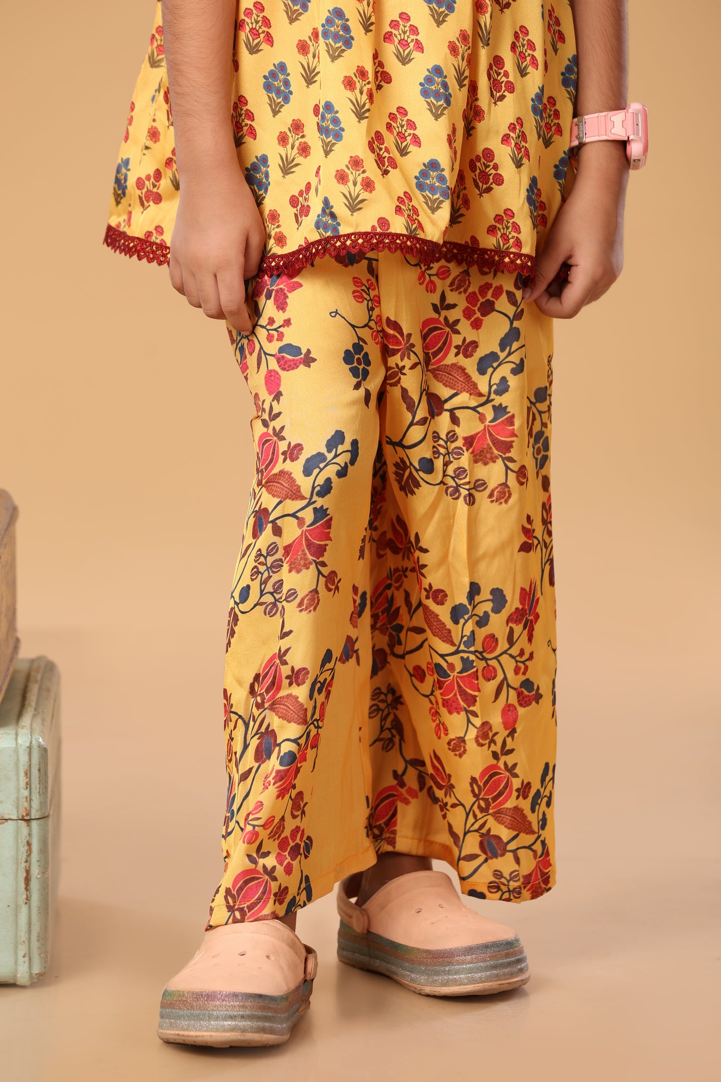Printed Floral Laced Spaghetti Set