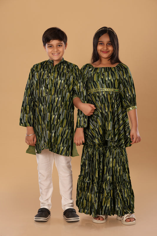 Mixed Foil Twinning Set - Boy - Green